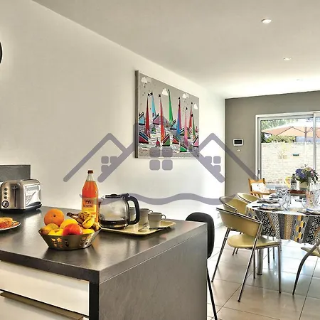 La Petite Ty Awenig: Beachfront Getaway *